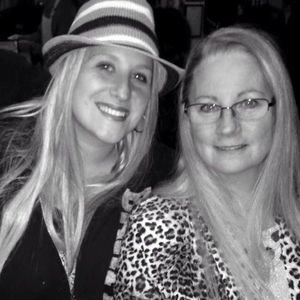 Meet your Posher, Denise